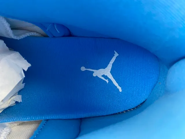 Air Jordan 12 White Blue Basketball Shoes 7