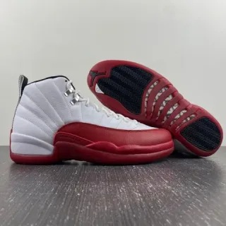 Air Jordan 12 Tênis de basquete branco e vermelho