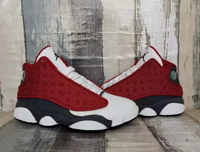 Air Jordan 13 红白黑篮球鞋 3