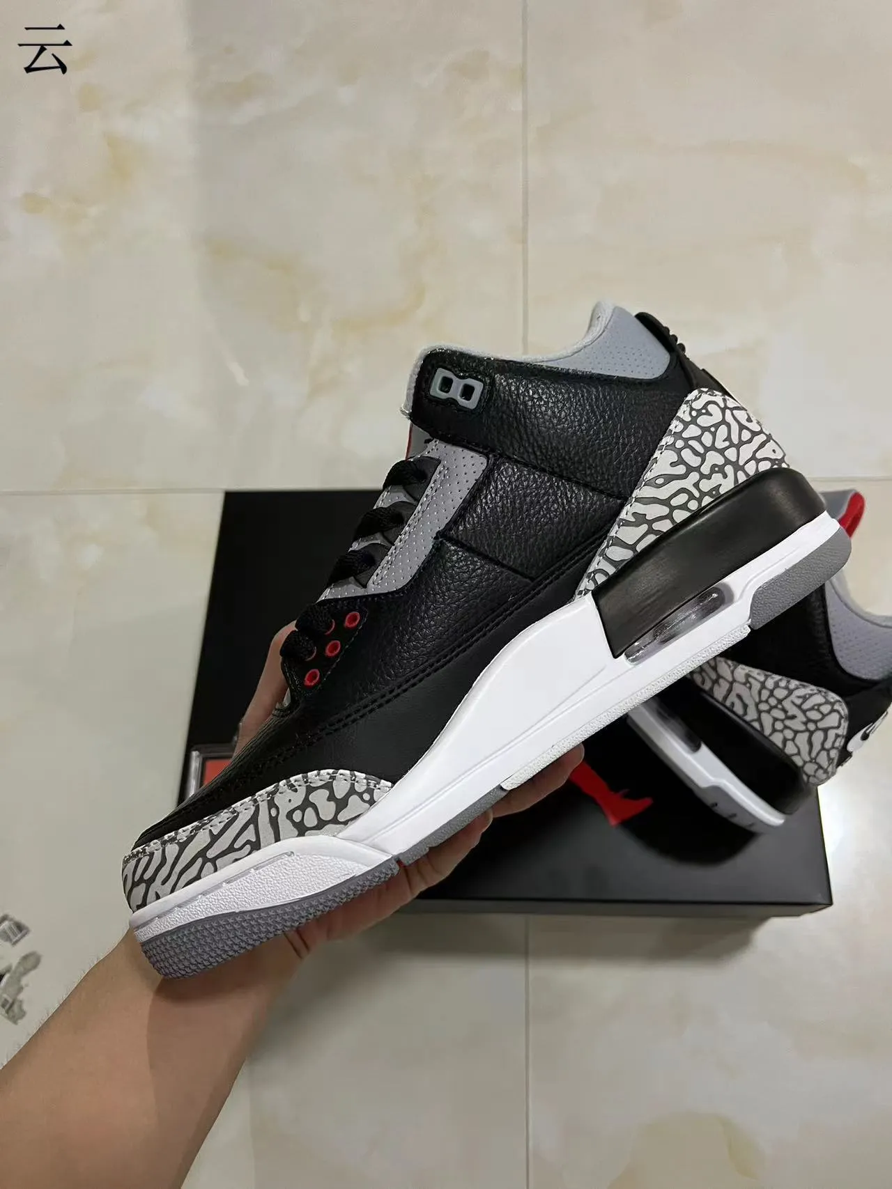Air Jordan 3 Black Elephant 篮球鞋 5