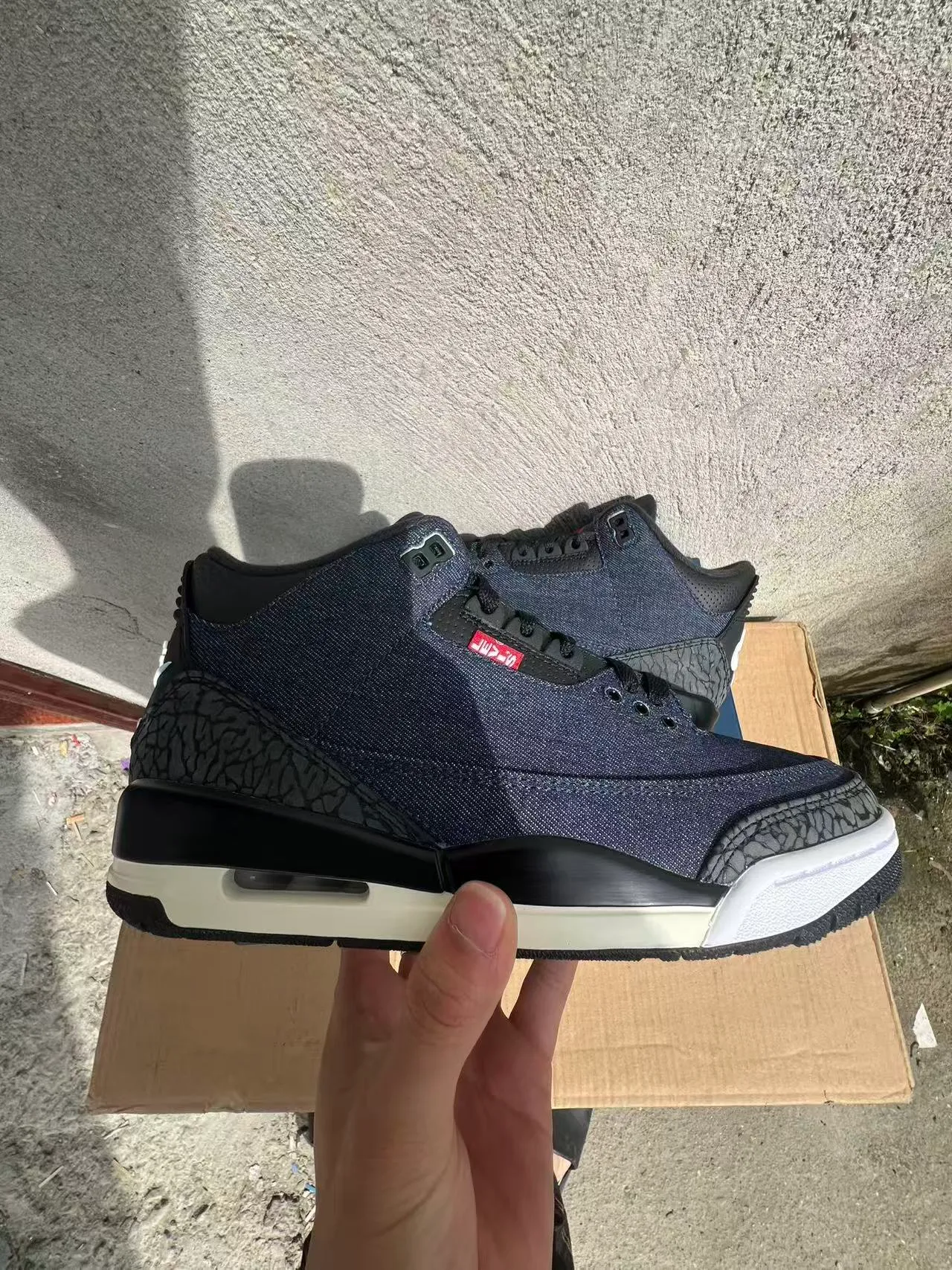Zapatillas de baloncesto Air Jordan 3 Denim con estampado de elefante 6