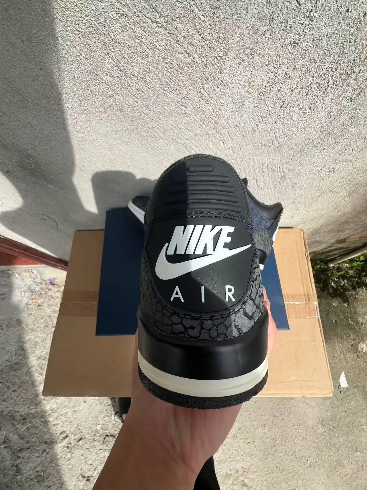 Zapatillas de baloncesto Air Jordan 3 Denim con estampado de elefante 7