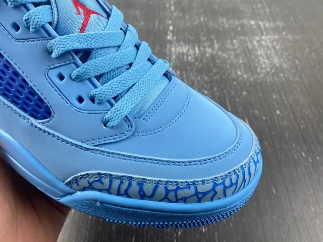 Air Jordan 3 Tênis de Basquete com estampado de elefante em azul claro 6