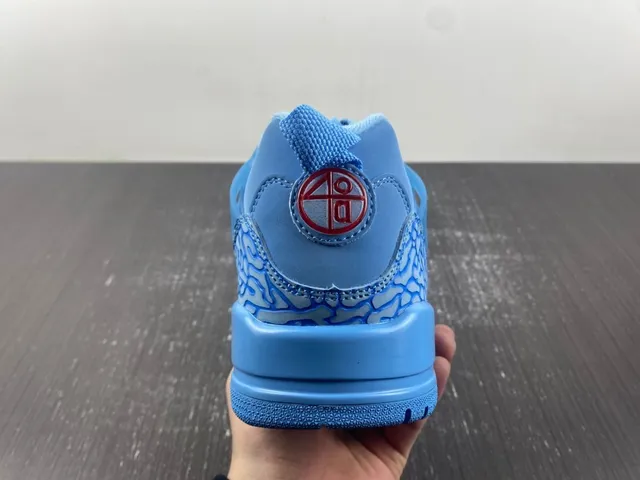 Air Jordan 3 Tênis de Basquete com estampado de elefante em azul claro 8