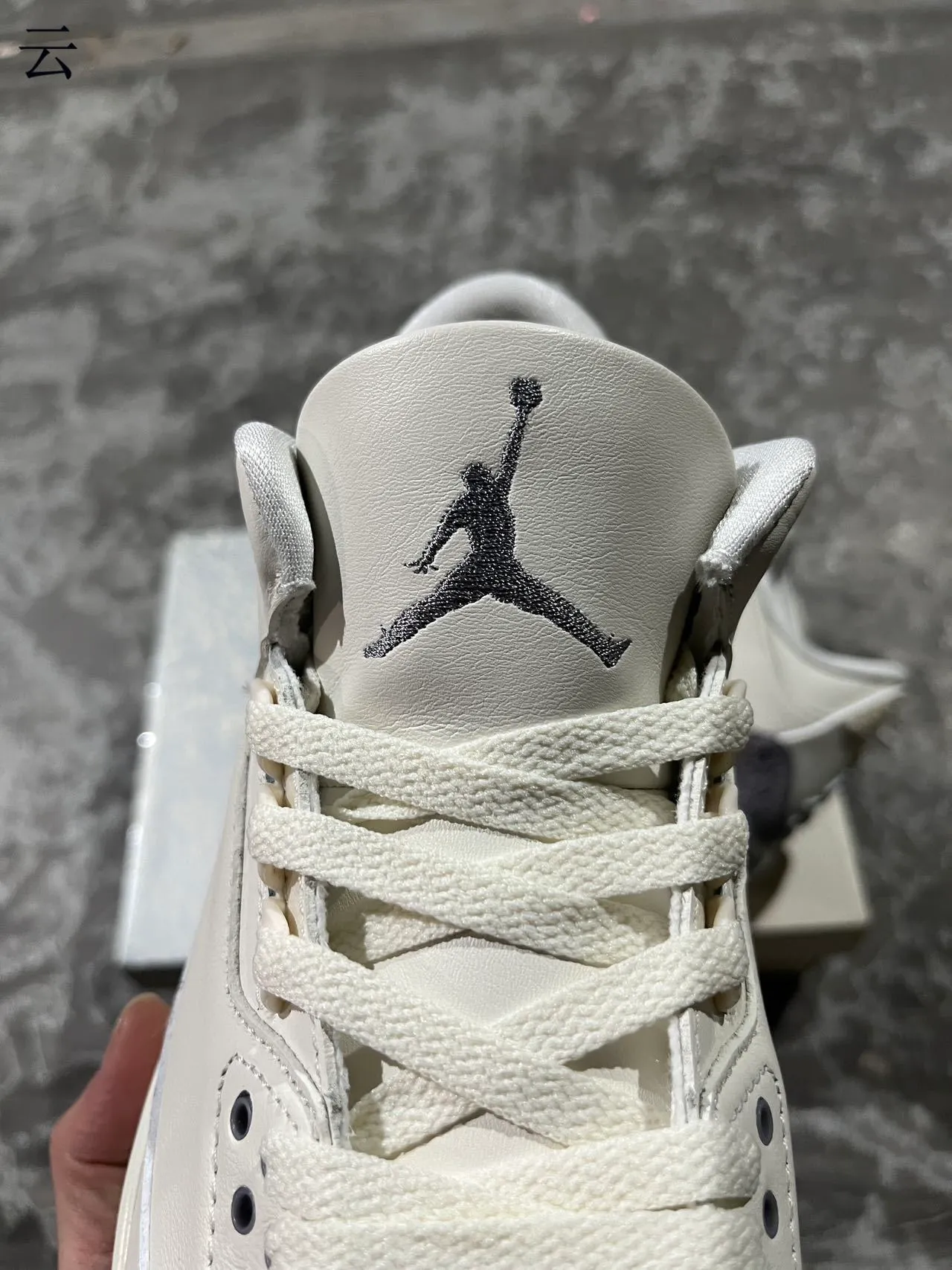 Tênis de basquete Air Jordan 3 Off-White com estampa de elefante 8