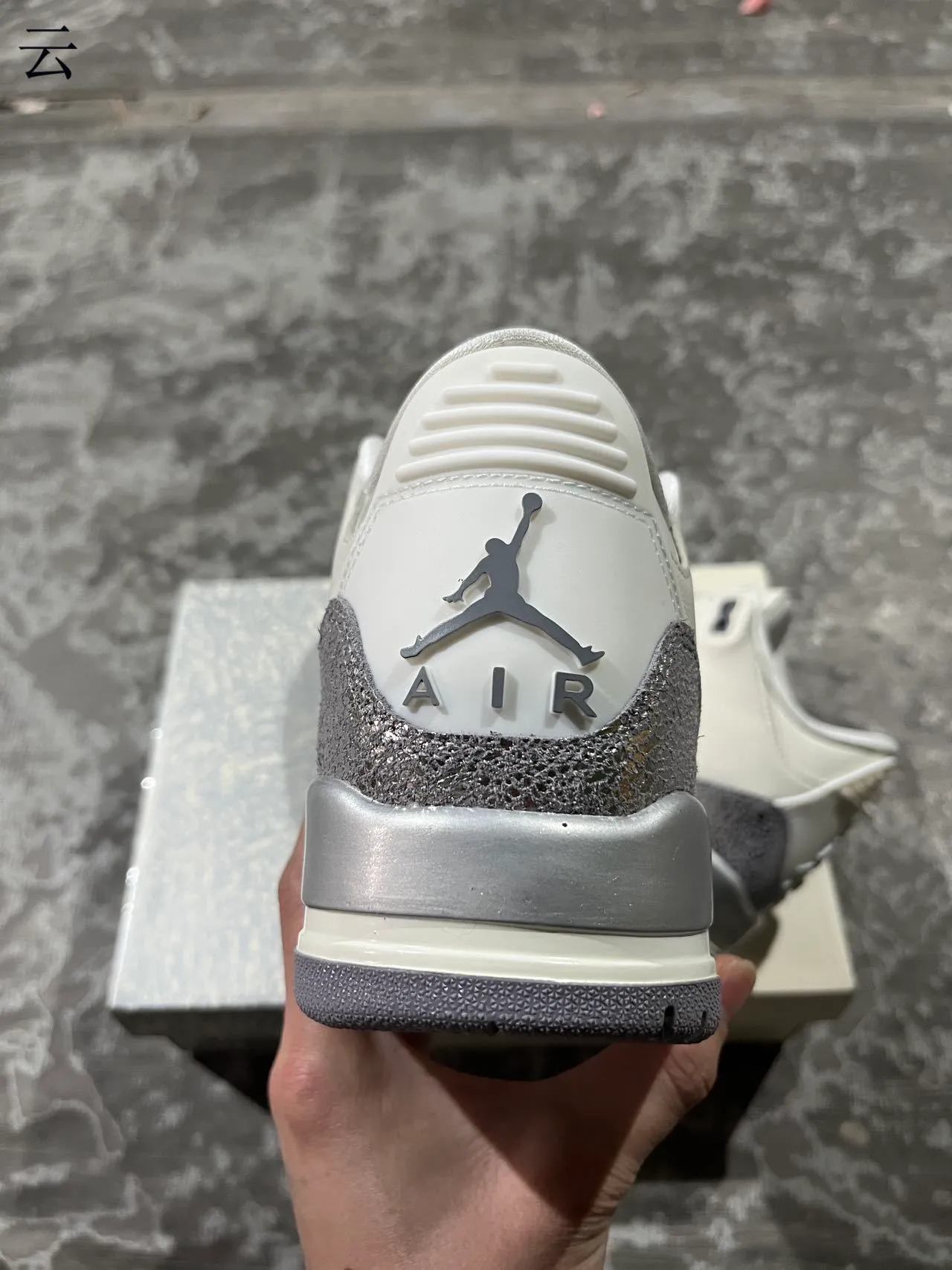 Tênis de basquete Air Jordan 3 Off-White com estampa de elefante 10