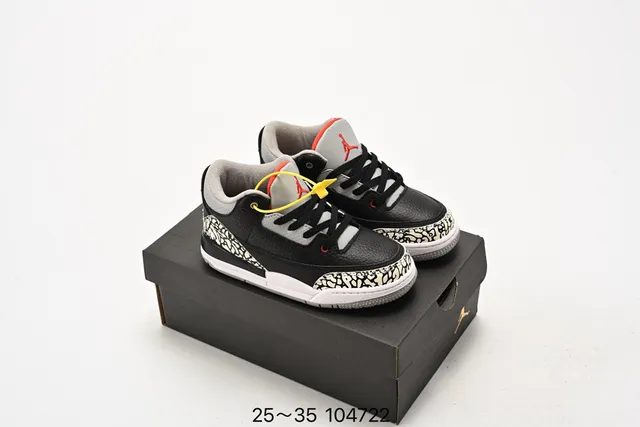 Zapatillas de baloncesto Air Jordan 3 Off-White gris con estampado de elefante 9