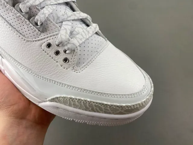 Air Jordan 3 白色象纹篮球鞋 2