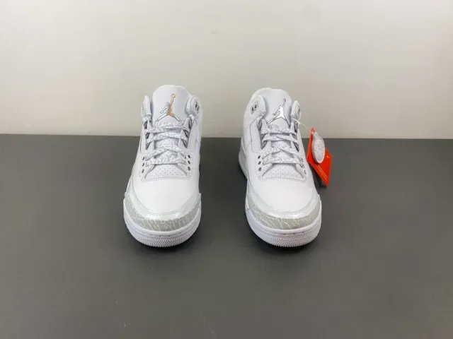 Air Jordan 3 白色象纹篮球鞋 11