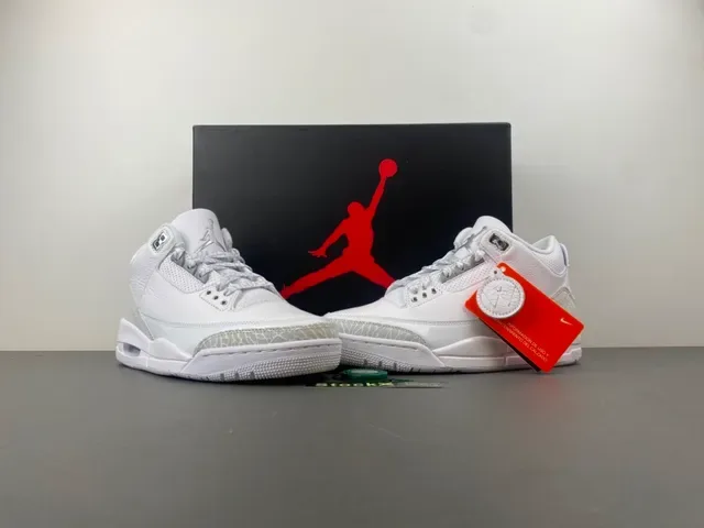 Air Jordan 3 白色象纹篮球鞋 13