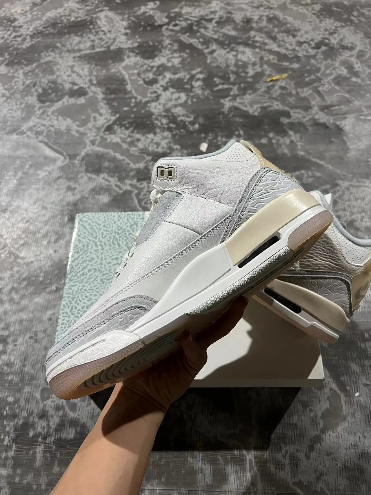 Air Jordan 3 白象印花篮球鞋 5