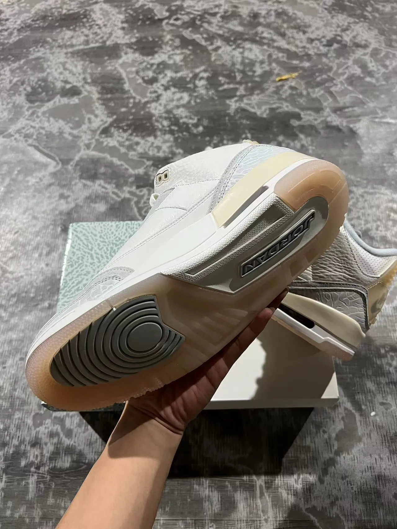 Air Jordan 3 白象印花篮球鞋 6