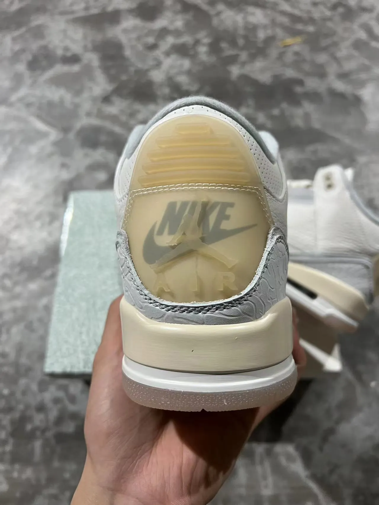Air Jordan 3 白象印花篮球鞋 8