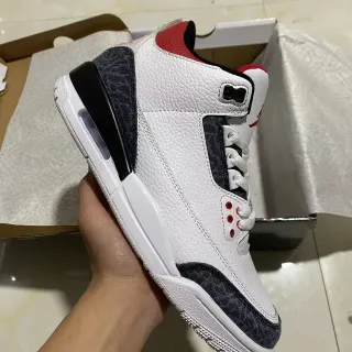 Zapatillas de baloncesto Air Jordan 3 blanco, azul marino y rojo con estampado de elefante