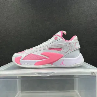 Zapatillas lifestyle Air Jordan 37 Low rosa y plateado