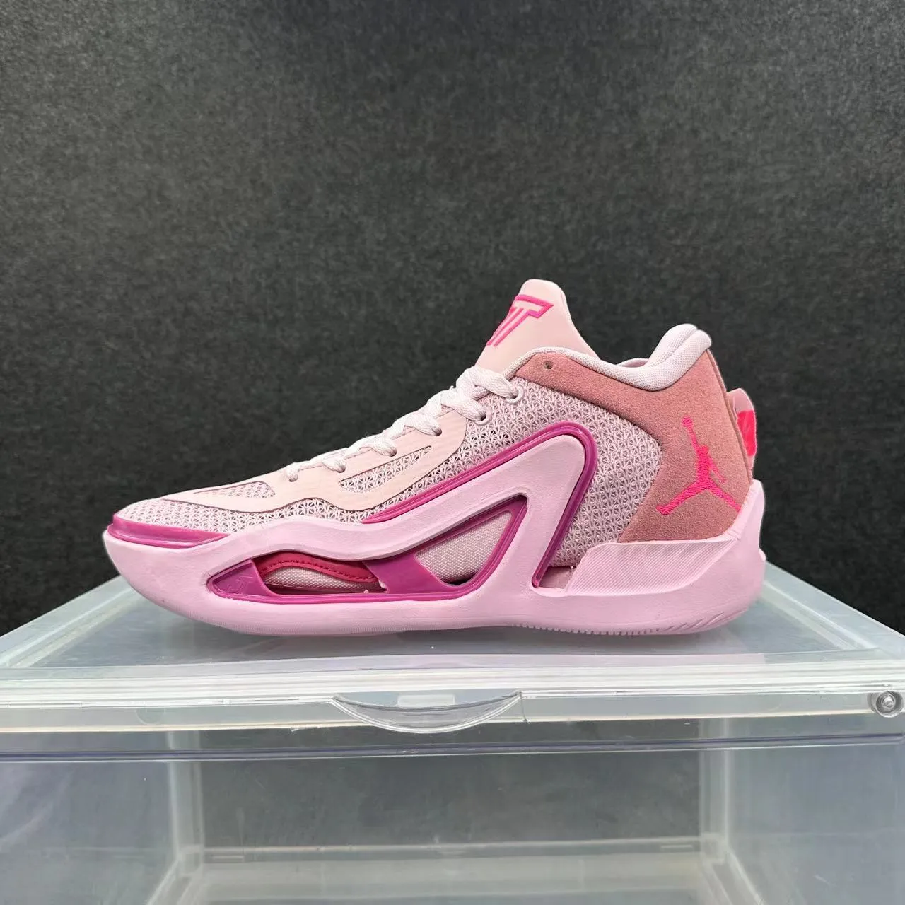 Tênis de basquete Air Jordan 37 rosa 2