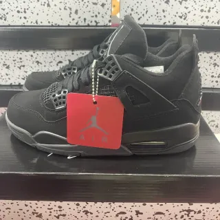 Air Jordan 4 काले बास्केटबॉल जूते