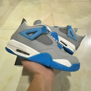 Tênis de basquete Air Jordan 4 cinza azul branco