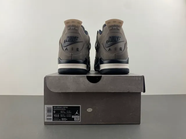 Zapatillas de baloncesto Air Jordan 4 de ante gris 17