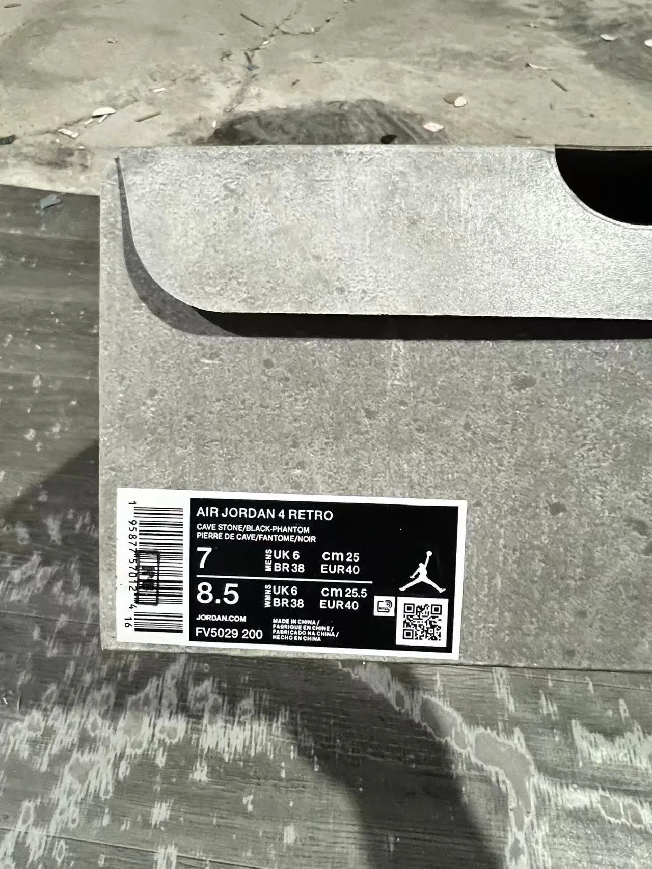 Air Jordan 4 Chaussures de Basketball en Daim Gris avec Cage Plastique Noire 10