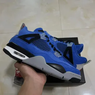 Air Jordan 4 皇家蓝麂皮网面高帮篮球鞋