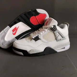 Air Jordan 4 白黑红斑点篮球鞋