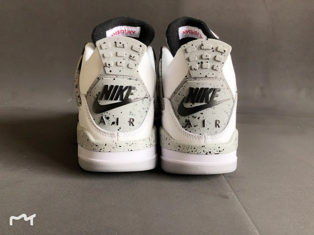 Air Jordan 4 Blanc Noir Rouge Speckled Chaussures de Basketball 2