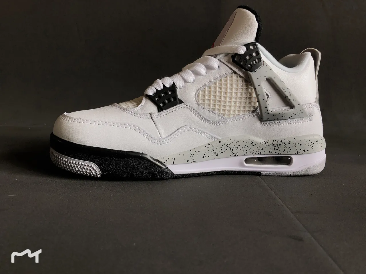 Air Jordan 4 Blanc Noir Rouge Speckled Chaussures de Basketball 3