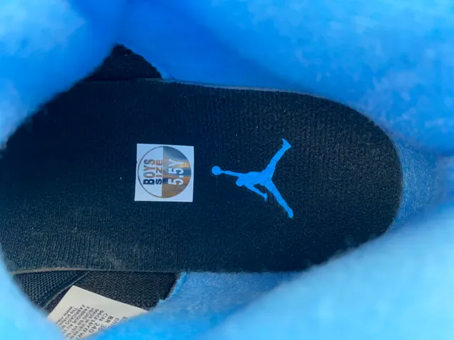 Air Jordan 5 Zapatos de Baloncesto de Ante Negro y Azul Claro 7