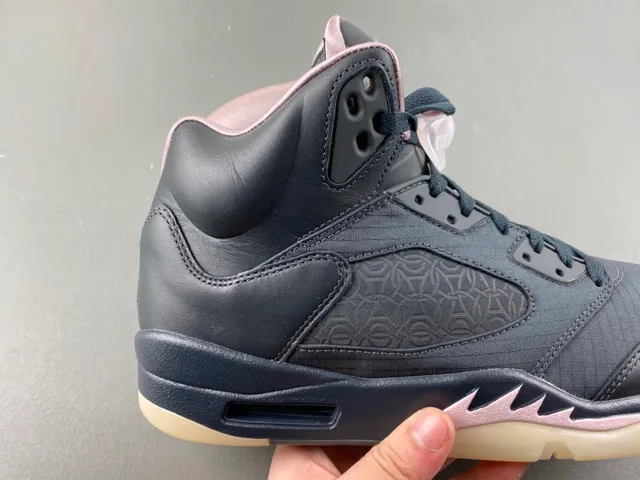 Zapatillas de baloncesto para mujer Air Jordan 5 negro y rosa 3