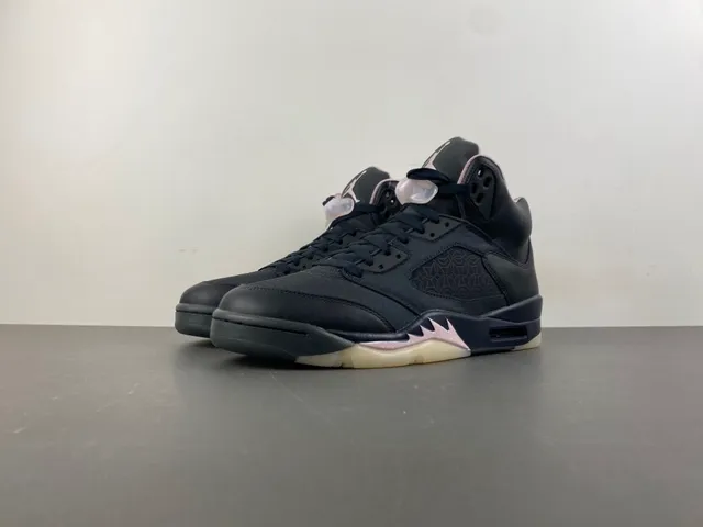 Zapatillas de baloncesto para mujer Air Jordan 5 negro y rosa 10