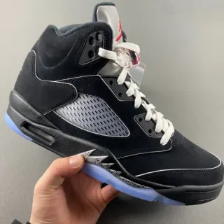 Air Jordan 5 黑银浅蓝篮球鞋