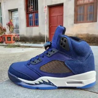 Tênis de basquete de cano alto em camurça azul Air Jordan 5