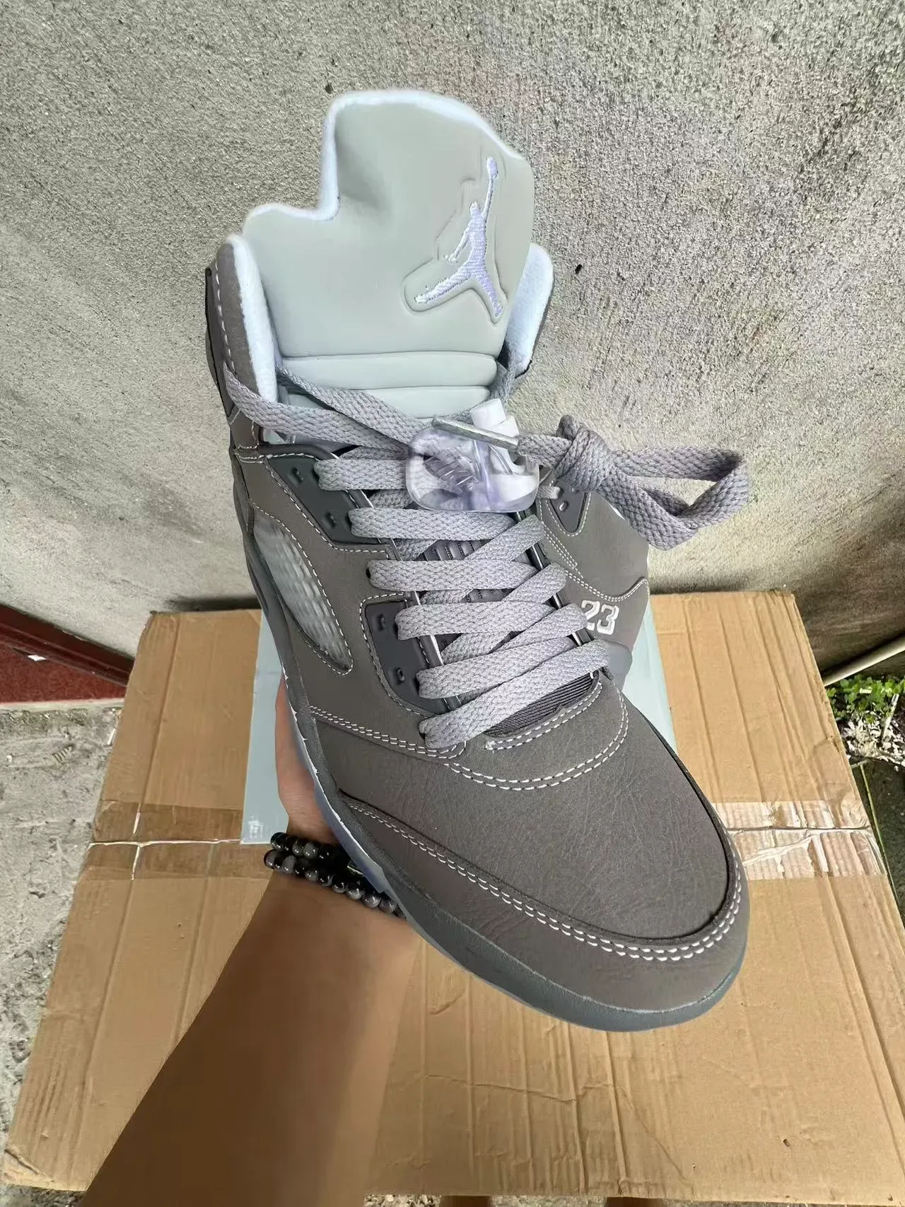 Air Jordan 5 Chaussures de Basketball en Cuir Gris Hautes 2