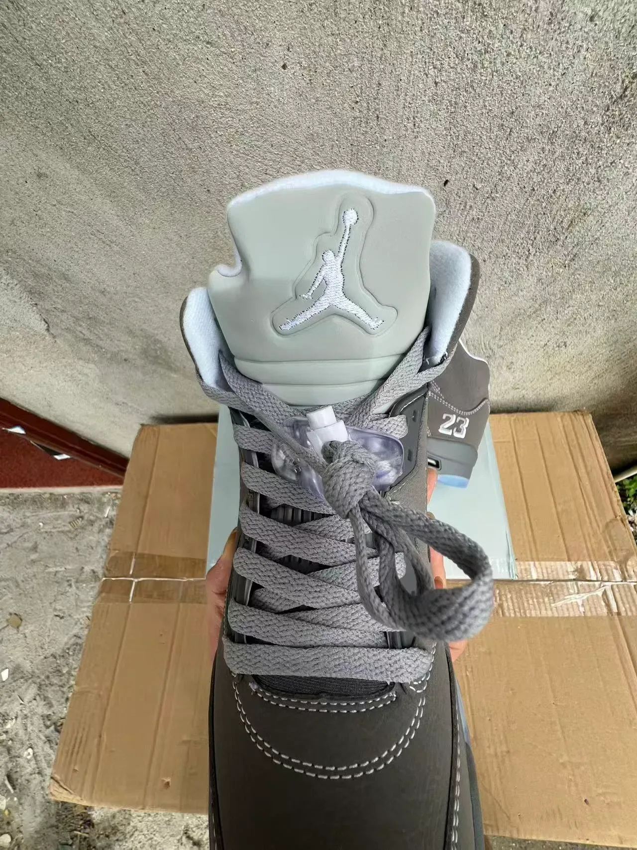Air Jordan 5 Chaussures de Basketball en Cuir Gris Hautes 4