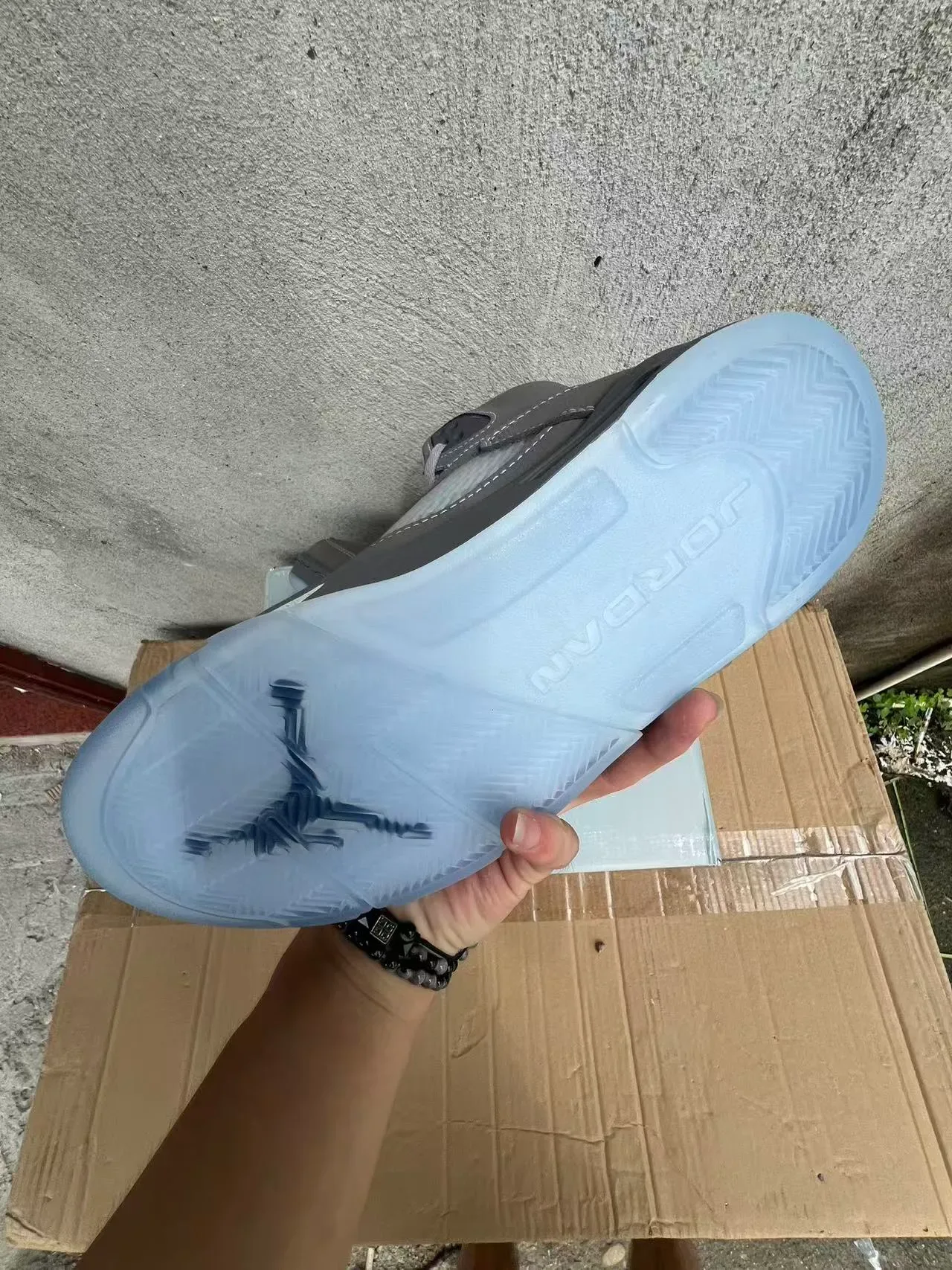 Air Jordan 5 Chaussures de Basketball en Cuir Gris Hautes 6