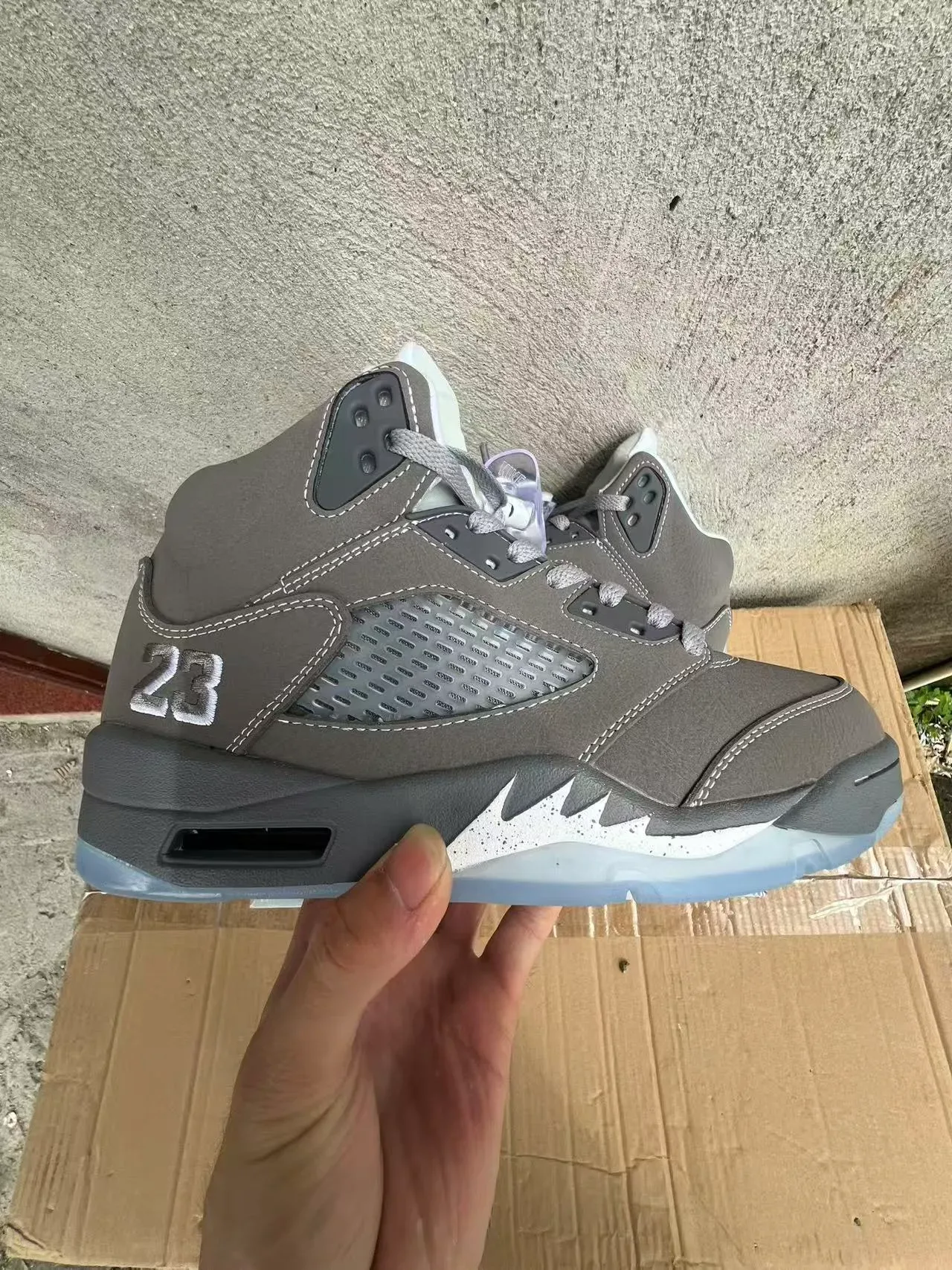 Air Jordan 5 Chaussures de Basketball en Cuir Gris Hautes 7