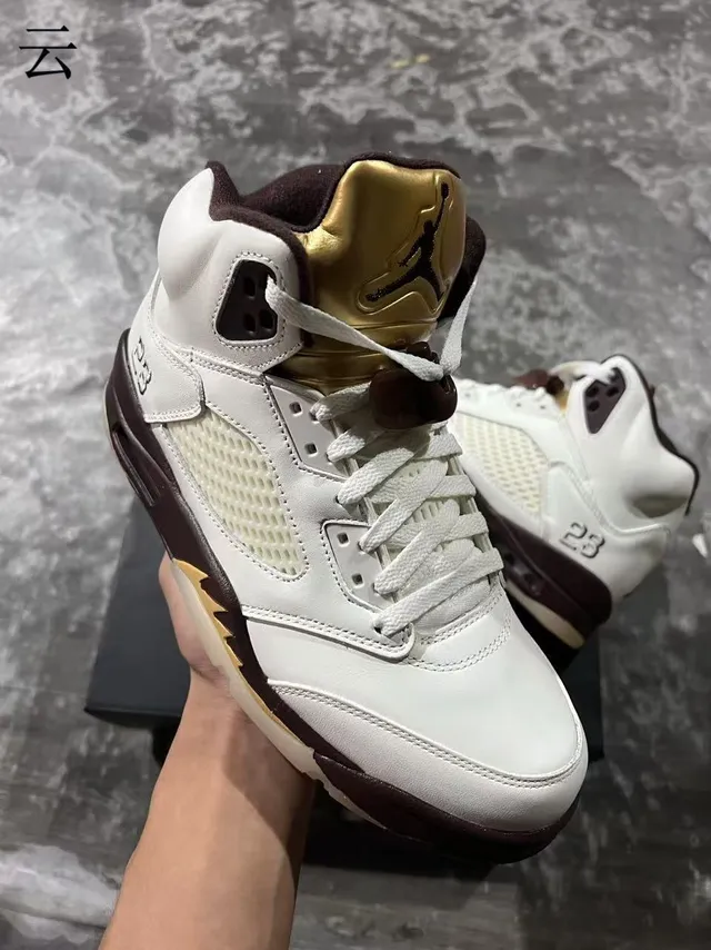 Zapatillas de baloncesto Air Jordan 5 blanco marrón dorado 2