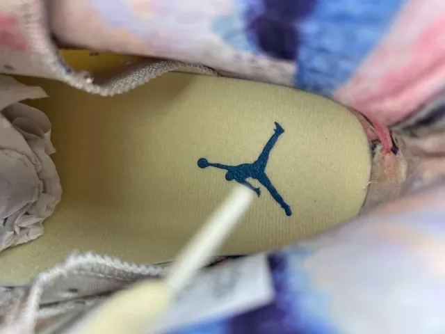 Air Jordan 6 Beige Blue High-Top Leather-Mesh Hybrid Upper Basketball Shoes 7