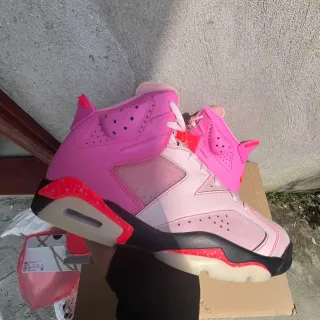 Tênis de basquete Air Jordan 6 salpicado rosa e laranja
