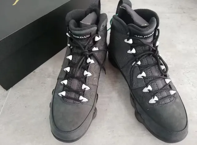 Air Jordan 9 黑白 Jumpman 篮球鞋 4