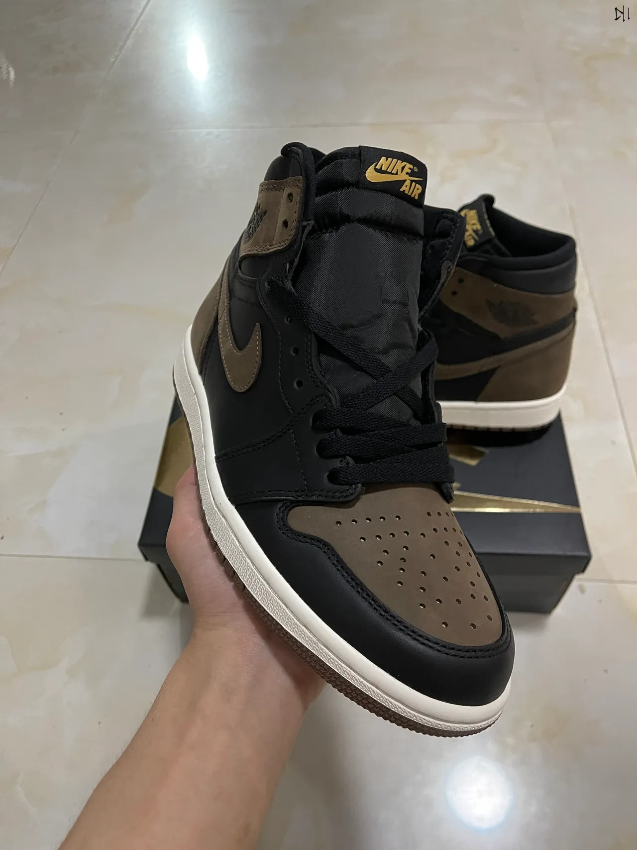 Air Jordan काले भूरे हाई-टॉप परफोरेटेड टो बास्केटबॉल जूते 4