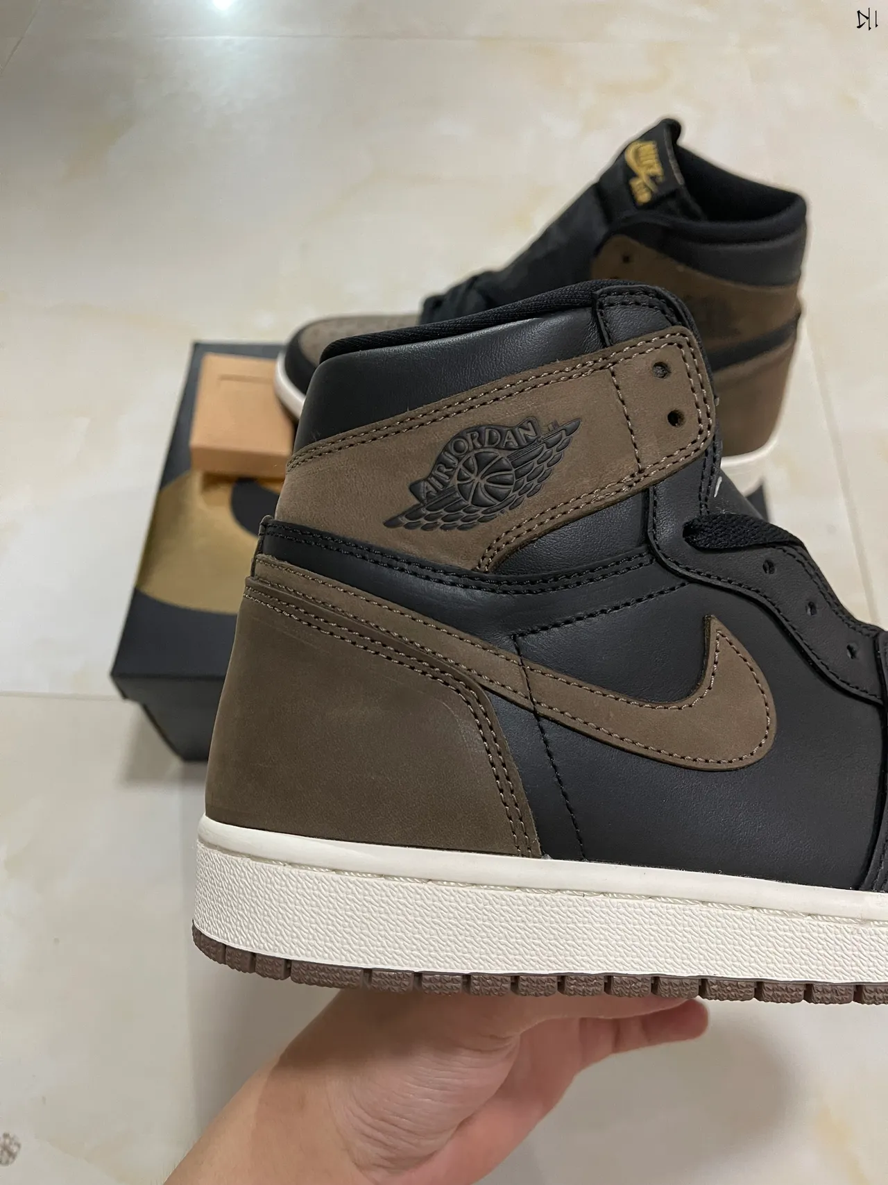 Air Jordan काले भूरे हाई-टॉप परफोरेटेड टो बास्केटबॉल जूते 9