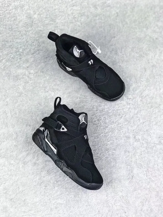 Chaussures de basketball montantes Air Jordan noir et gris à fermeture à double sangle 16