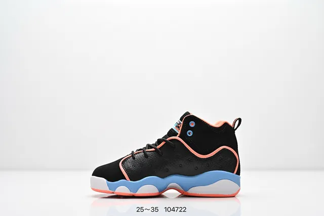 Tênis de basquete Air Jordan de cano alto com cabedal em couro perfurado preto e laranja 13