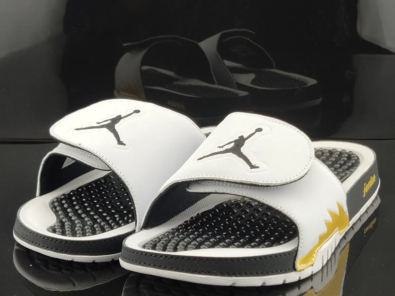 Air Jordan Slide 白黑金闪电拖鞋 2