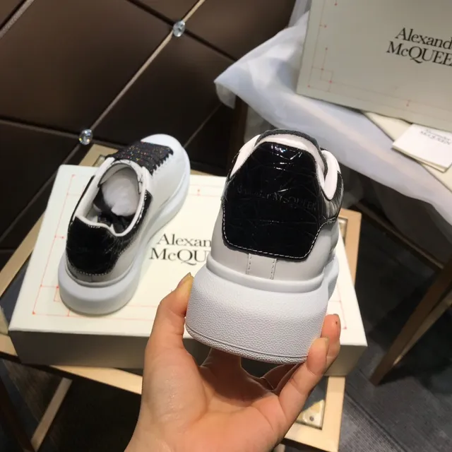 Alexander McQueen Oversized Sneaker White Black Glitter Strap Lifestyle Sneakers 6