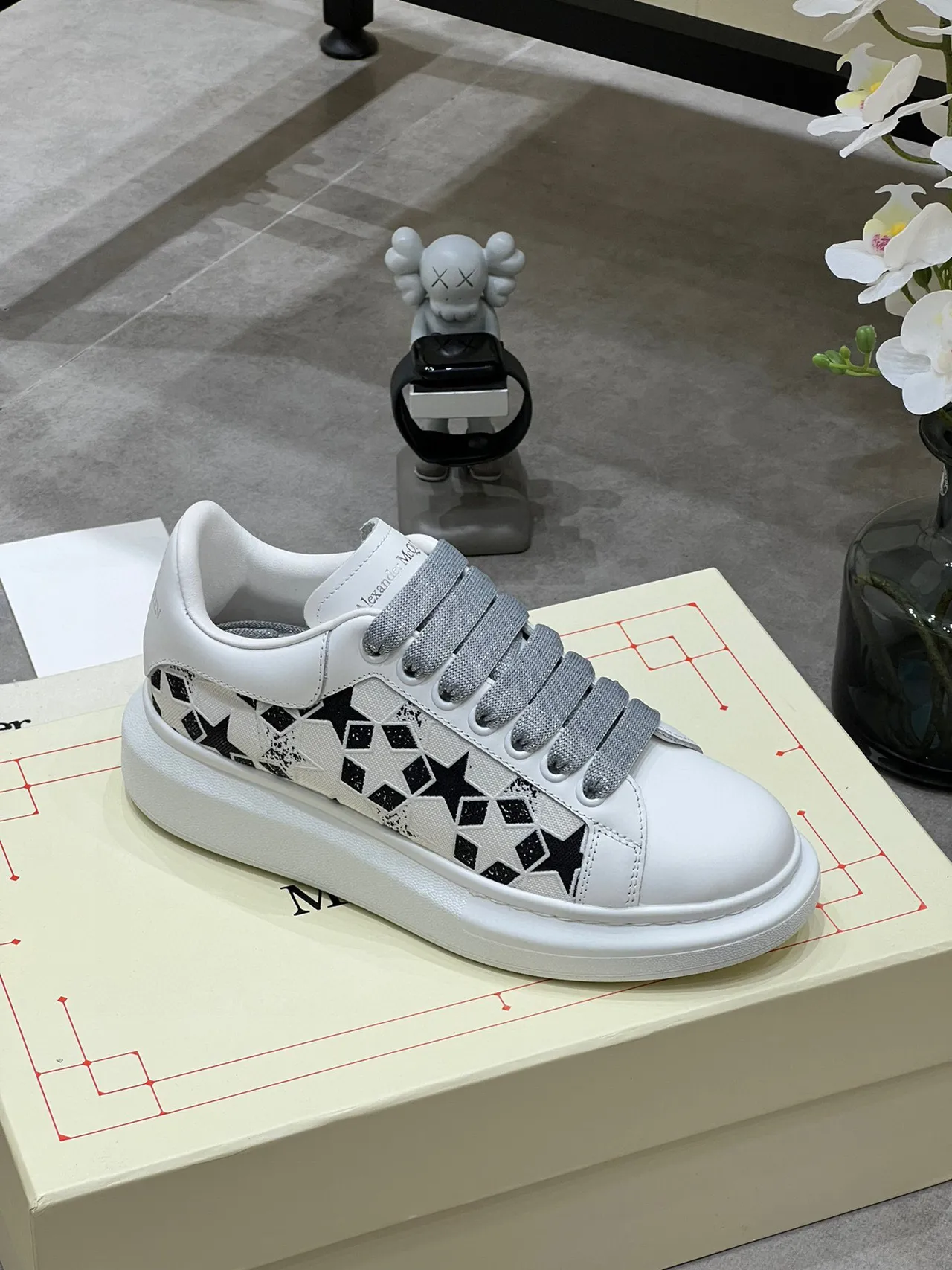 Alexander McQueen Oversized Sneaker White Black Star Perforated Lifestyle Sneakers 3