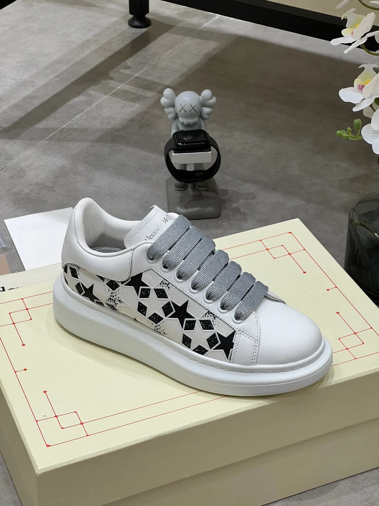 Alexander McQueen Oversized Sneaker White Black Star Perforated Lifestyle Sneakers 5