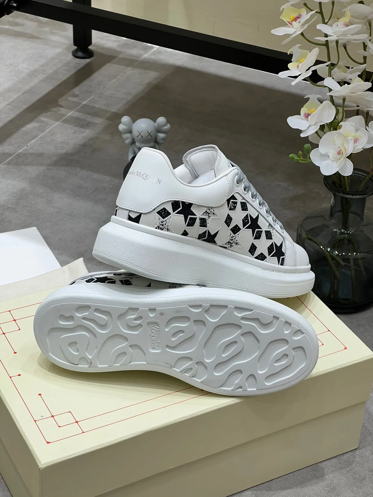 Alexander McQueen Oversized Sneaker White Black Star Perforated Lifestyle Sneakers 6